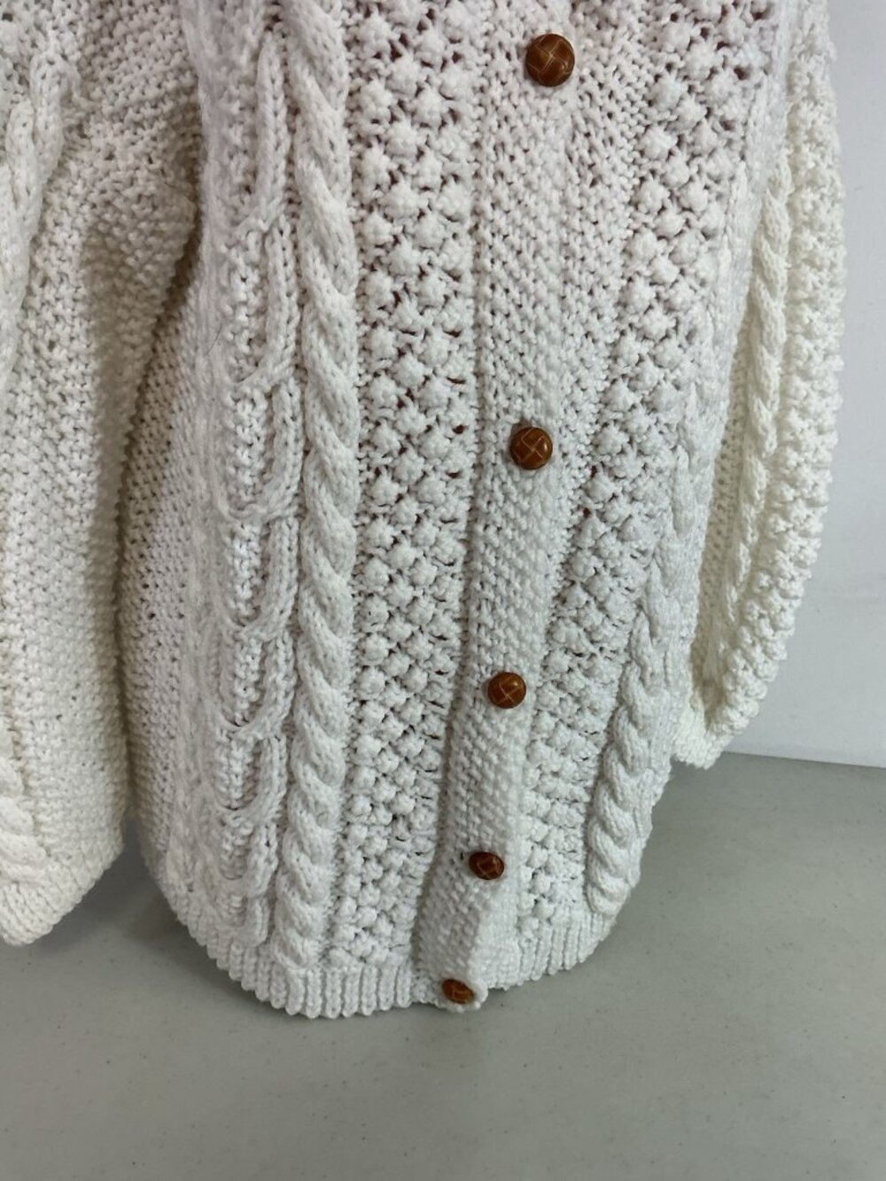 Vintage Handknit Wool Cardigan Sweater Wooden Buttons Womens XL - Picture 3 of 6